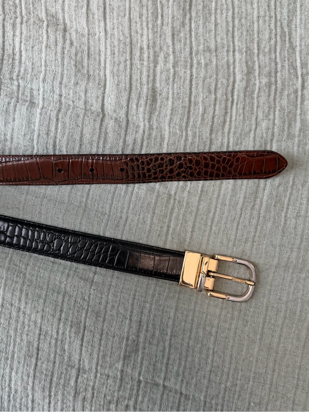 Ralph Lauren Classic Croc-Embossed Leather Belt in Black and Brown - Picture 2 of 6